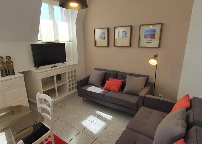 Santoporto Clerigos *