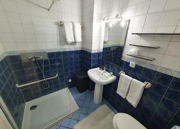 Santoporto Clerigos *